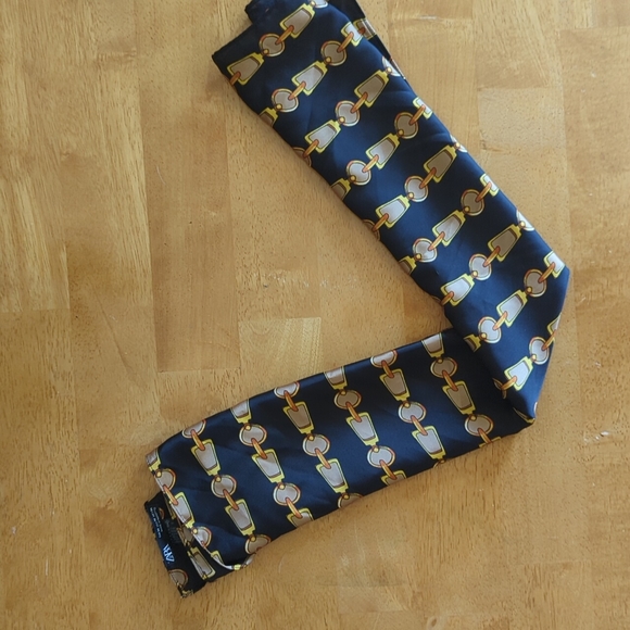 Zara scarf - Picture 2 of 4